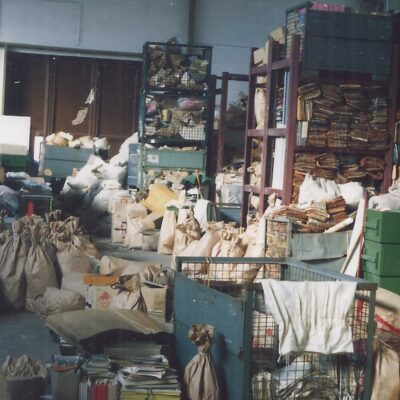 Stand der Aktenlagerung in der ehemaligen Bezirksverwaltung des MfS im Kroatenweg im Oktober 1990