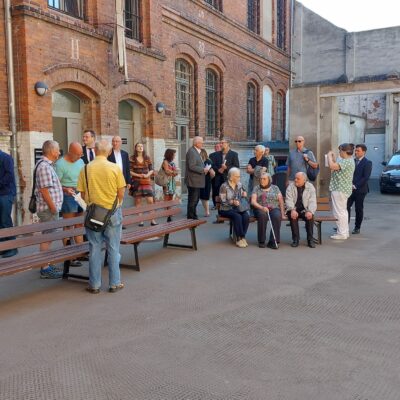 Besucher der Gedenkveranstaltung