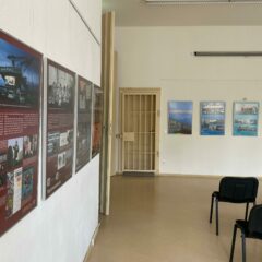 Präsentation der Plakatausstellung im 1. Obergeschoss der Gedenkstätte