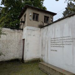 Außenbereich des Lern- und Gedenkortes Kaßberg-Gefängnis